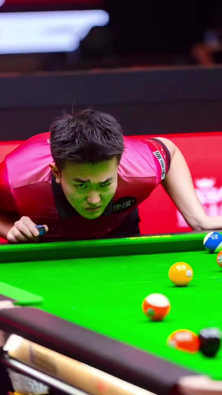 她们通过不 她们通过不